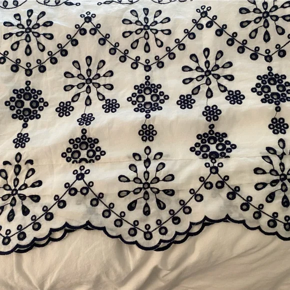 Sail to Sable Eyelet Dress Size 0 - Picture 7 of 7